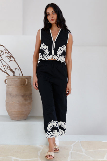 Dreaming Softly Vest Top Black