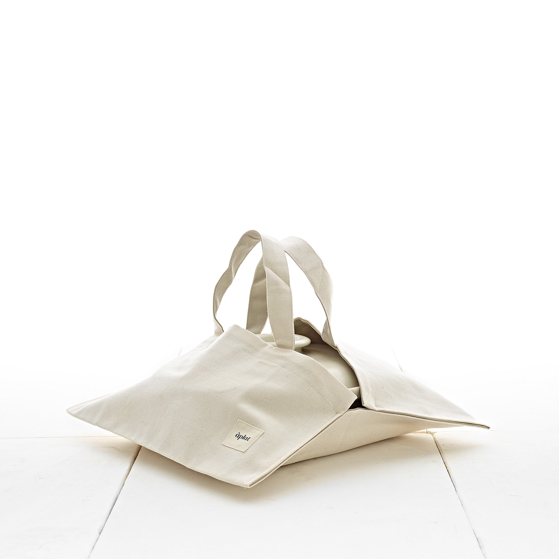 Tote in Natural/Grey